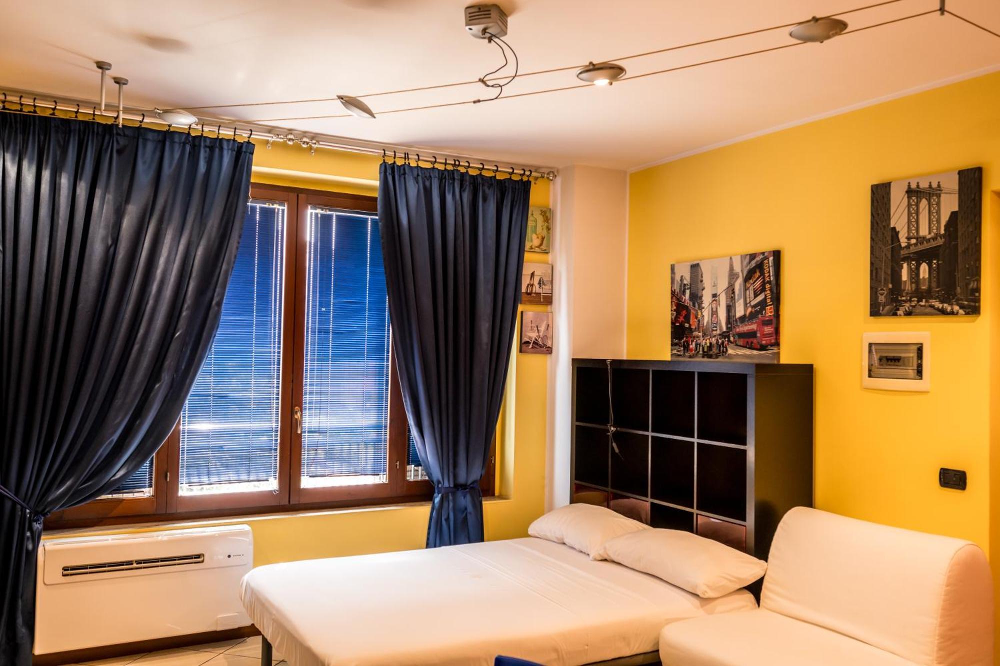 Cozy Suite Rogoredo Apartment Next To The Metro And Train Station Mailand Exterior foto