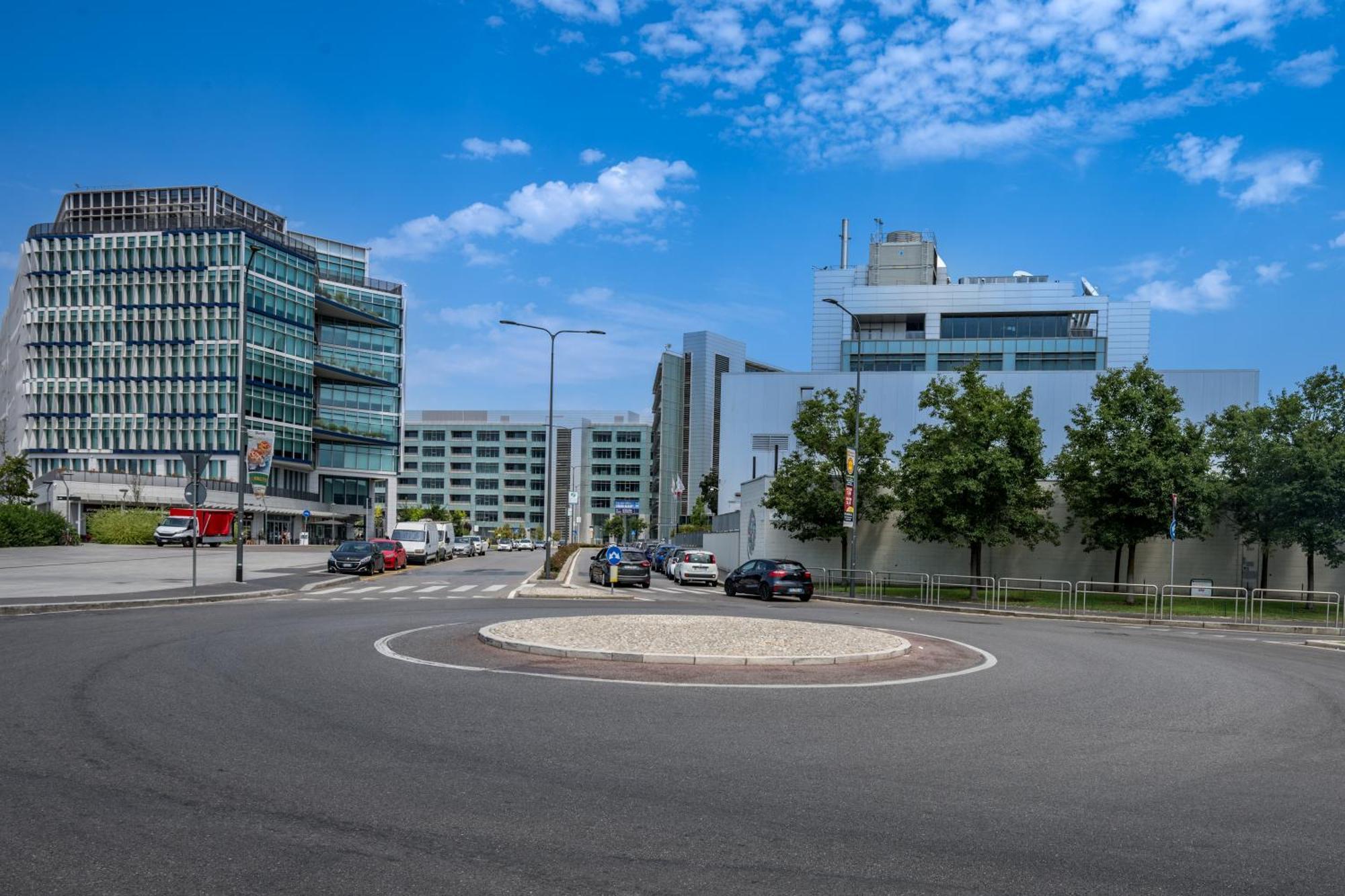 Cozy Suite Rogoredo Apartment Next To The Metro And Train Station Mailand Exterior foto
