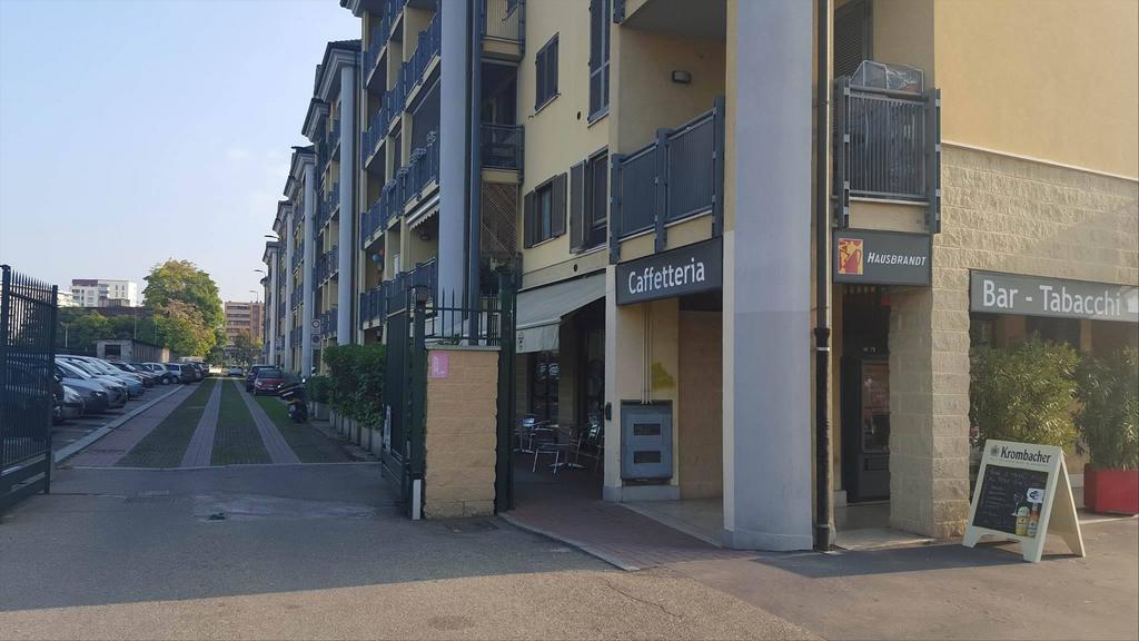 Cozy Suite Rogoredo Apartment Next To The Metro And Train Station Mailand Exterior foto